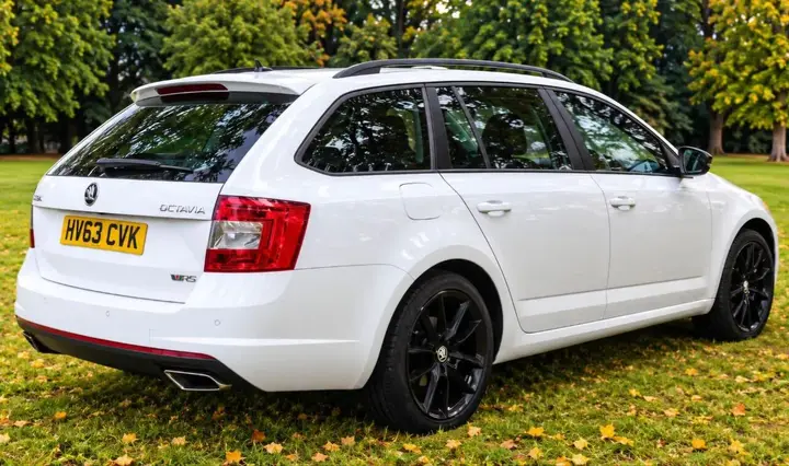 Skoda Octavia 2013 photo 4