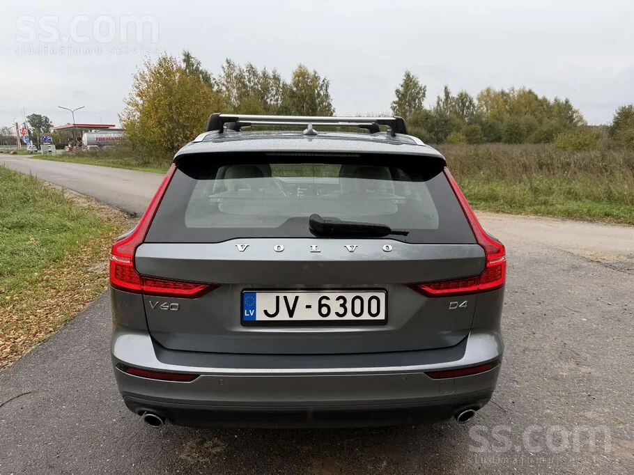 Volvo V60 2019 photo 4