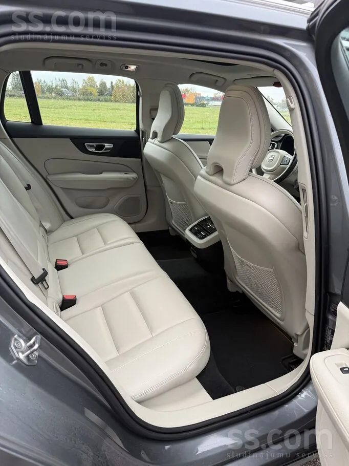 Volvo V60 2019 photo 5