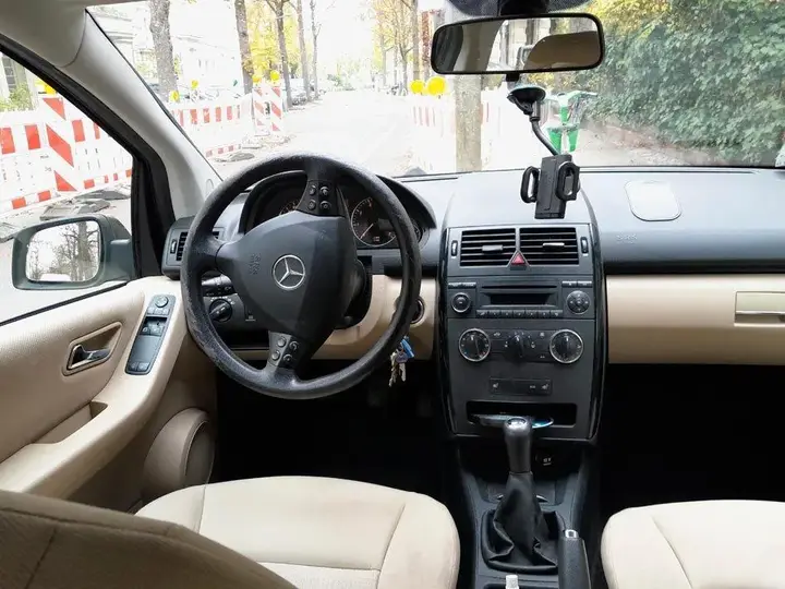 Mercedes-Benz A150