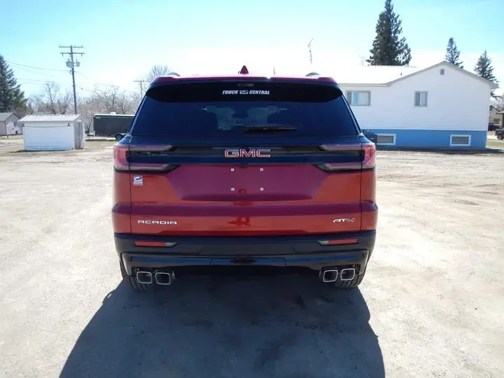 GMC Acadia 2026 photo 5