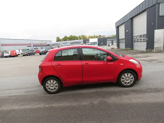 Toyota Yaris 2007 photo 4