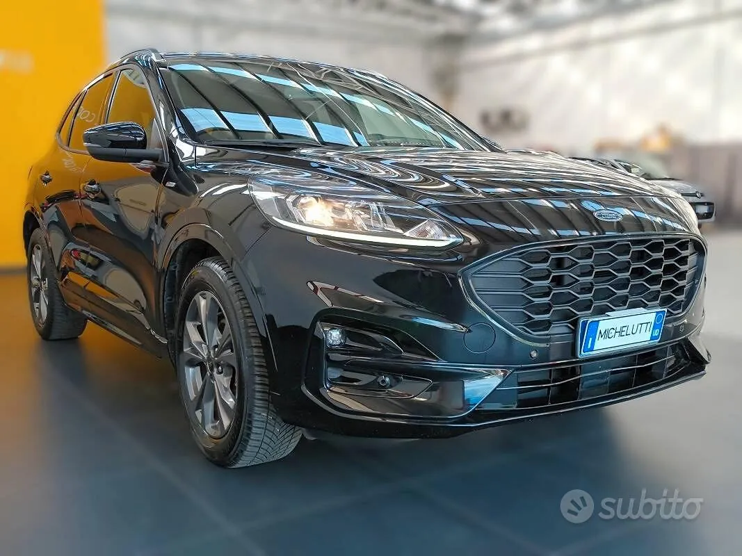 Ford Kuga 2022 photo 3