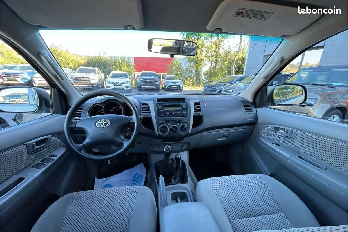 Toyota Hilux 2008 photo 3