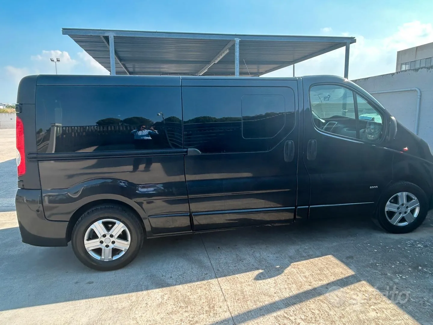 Opel Movano 2010 photo 2