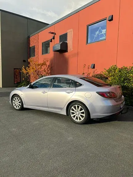 Mazda 6 2010 photo 3
