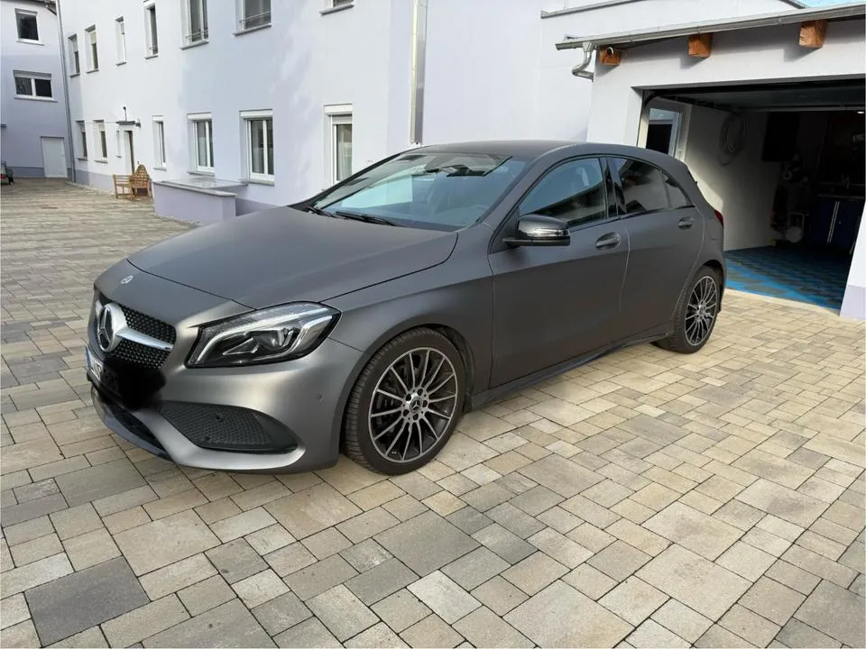 Mercedes-Benz A200