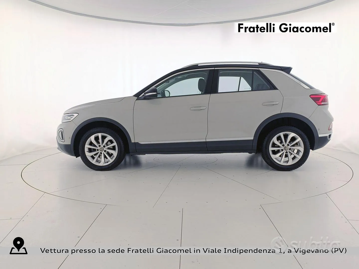 Volkswagen T-Roc 2023 photo 3