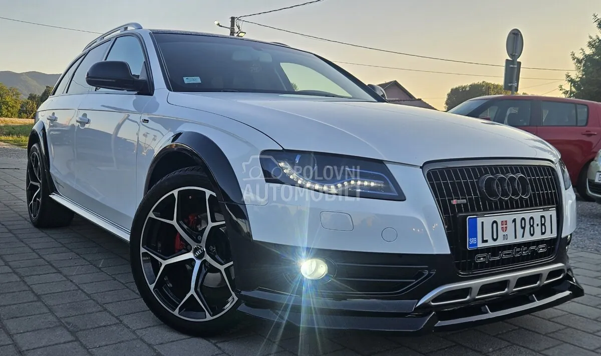 Audi A4 Allroad 2010 photo 2