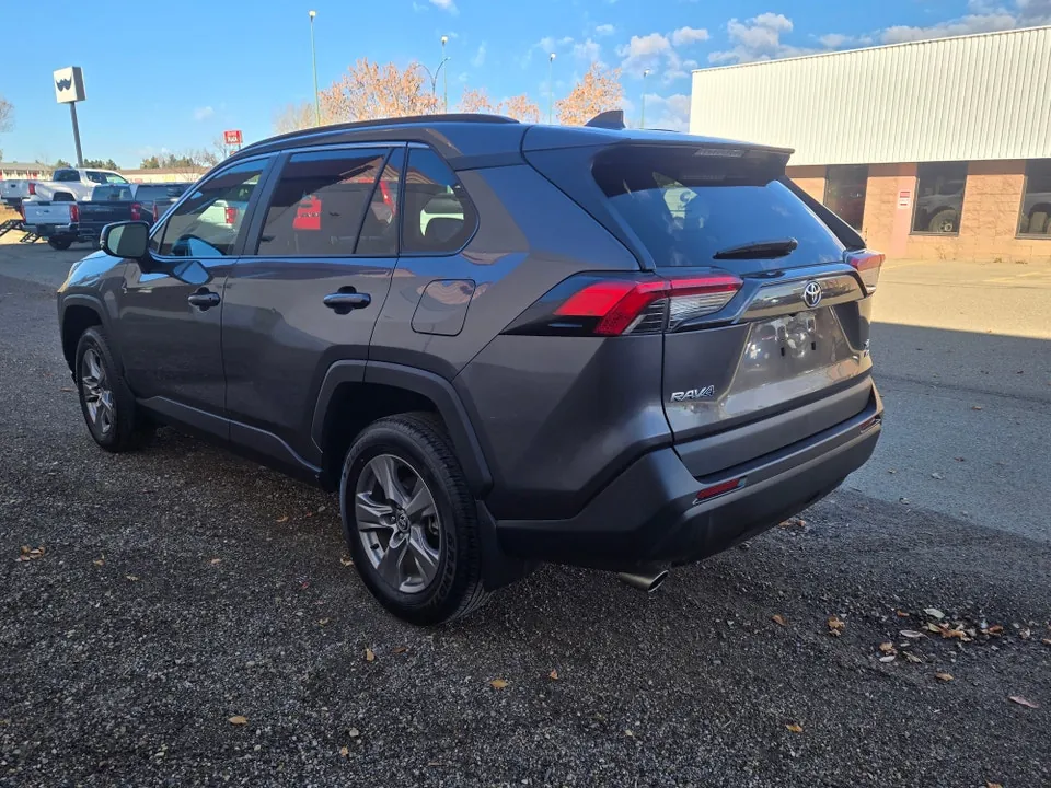 Toyota Rav4 2023 photo 3