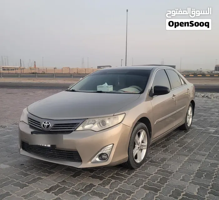 Toyota Camry 2012 photo 2