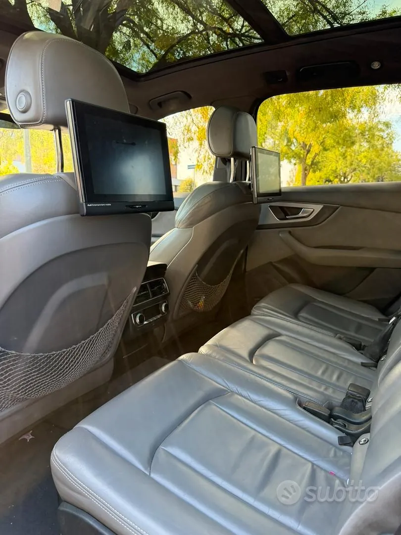 Audi Q7 2017 photo 3