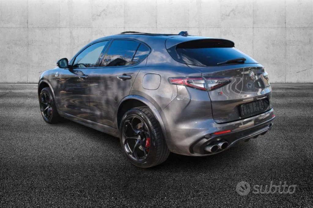 Alfa Romeo Stelvio 2021 photo 2