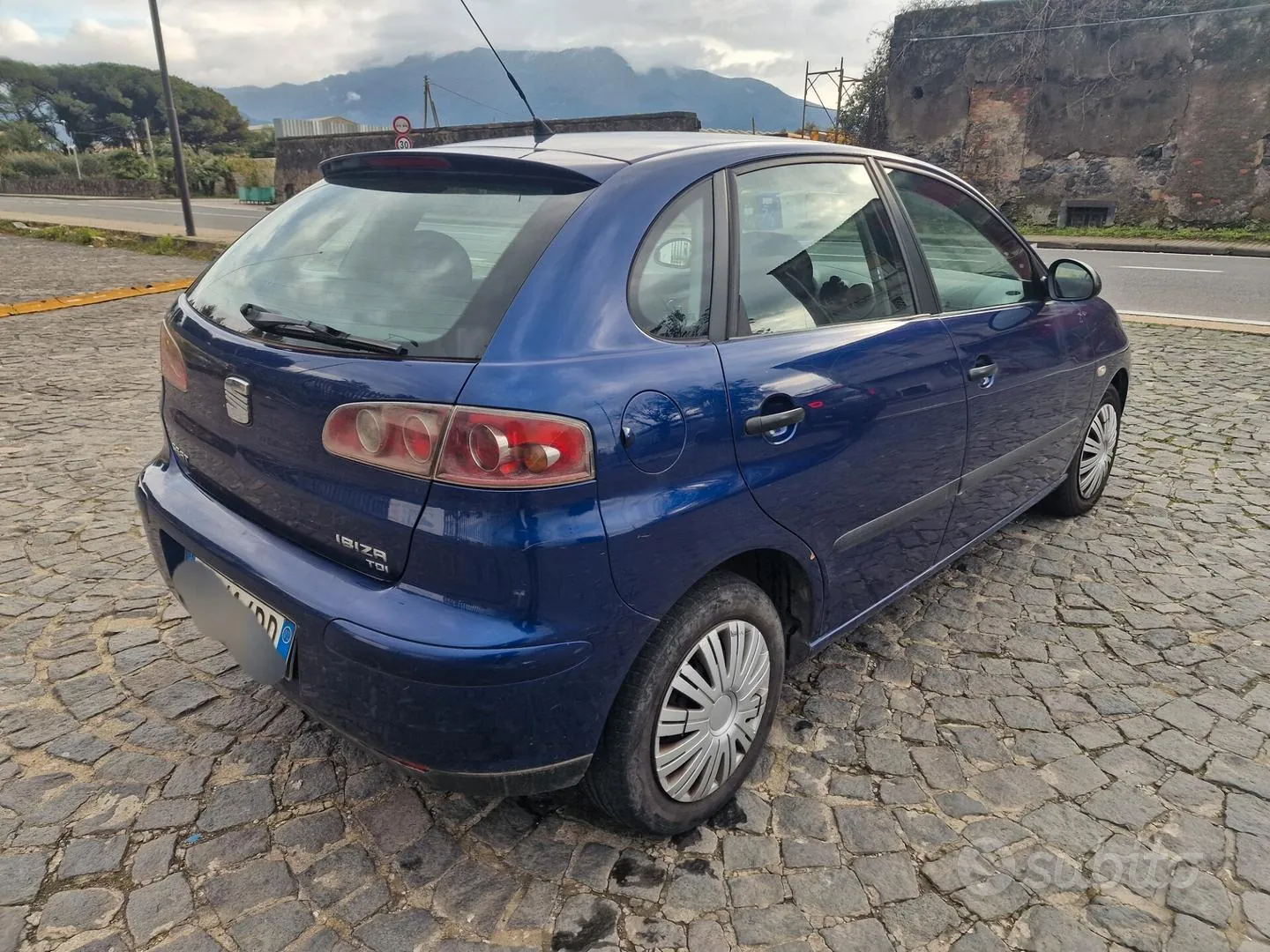 Seat Ibiza 2002 photo 4