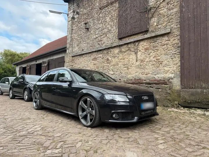 Audi A4 B8