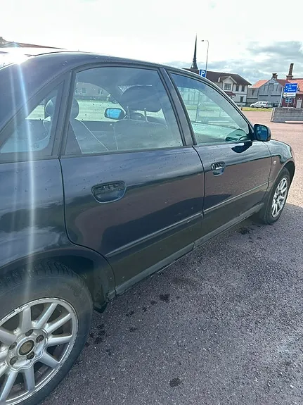 Audi A4 2001 photo 3