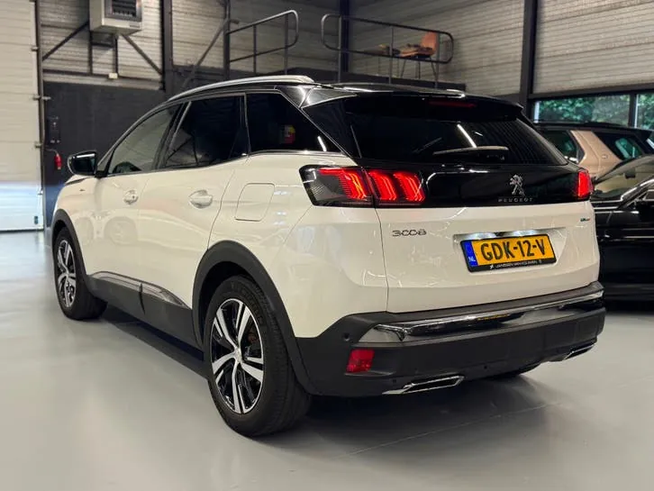 Peugeot 3008 2022 photo 3