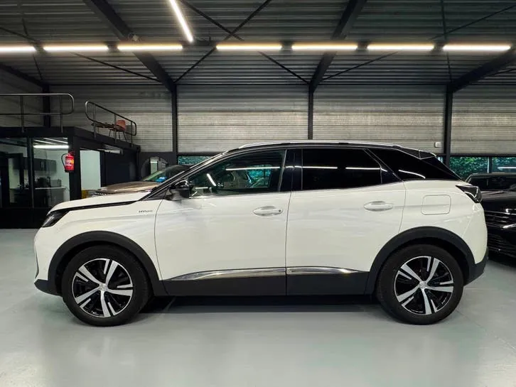 Peugeot 3008 2022 photo 2