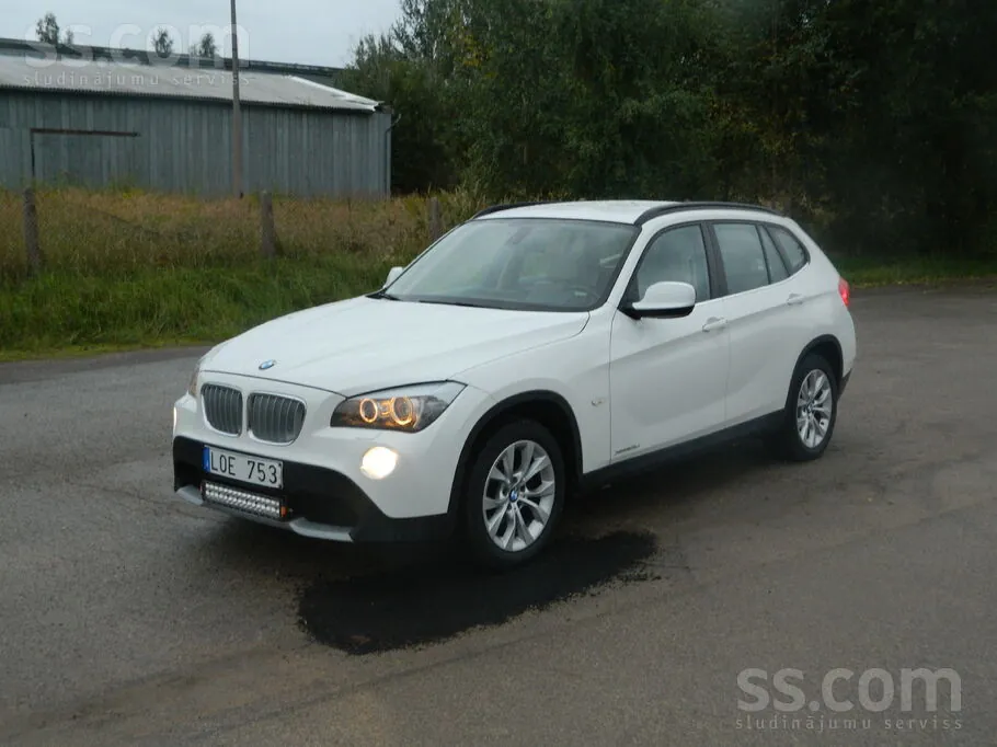 BMW X1 2011 photo 3