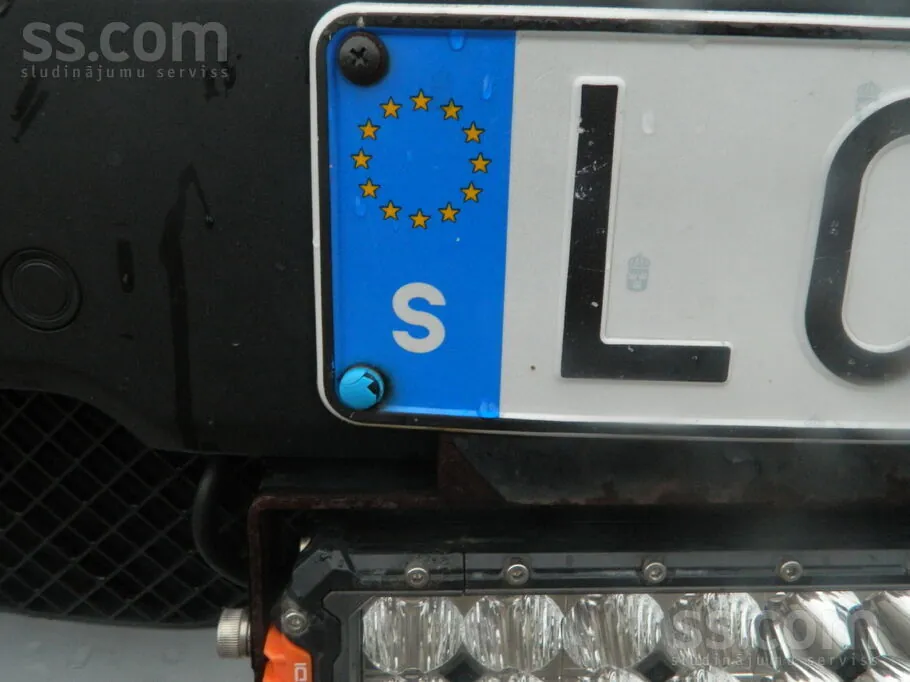 BMW X1 2011 photo 2