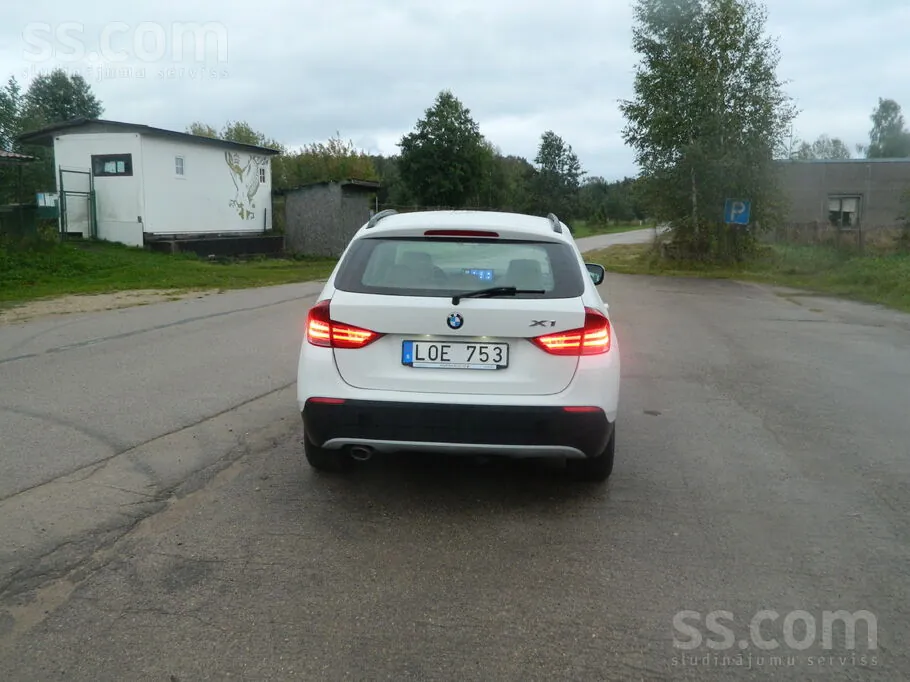 BMW X1 2011 photo 5