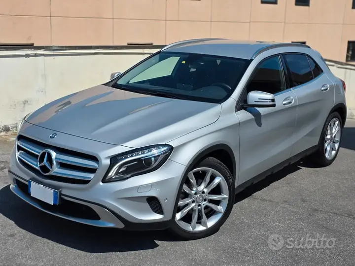 Mercedes-Benz Gla 2015 photo 2