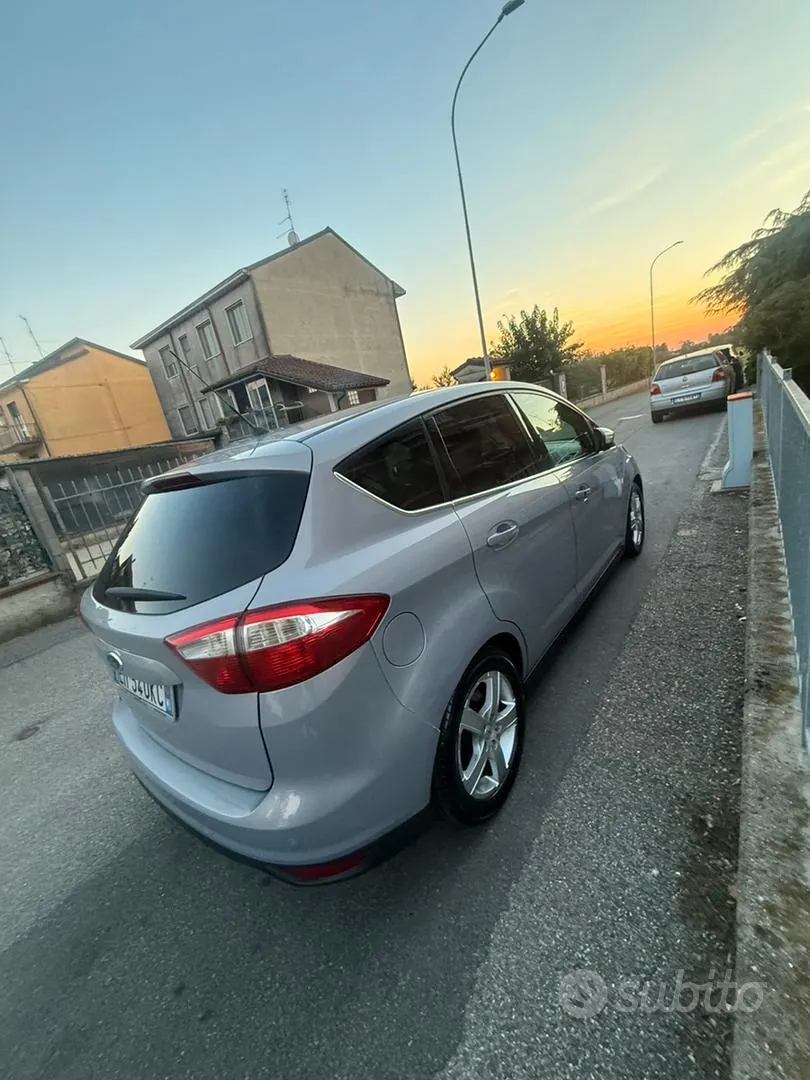 Ford C-Max 2012 photo 5