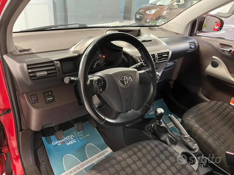 Toyota Iq 2009 photo 5