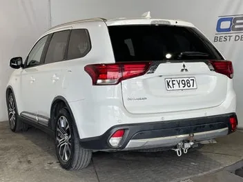 Mitsubishi Outlander 2017 photo 5