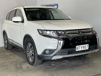 Mitsubishi Outlander 2017 photo 2