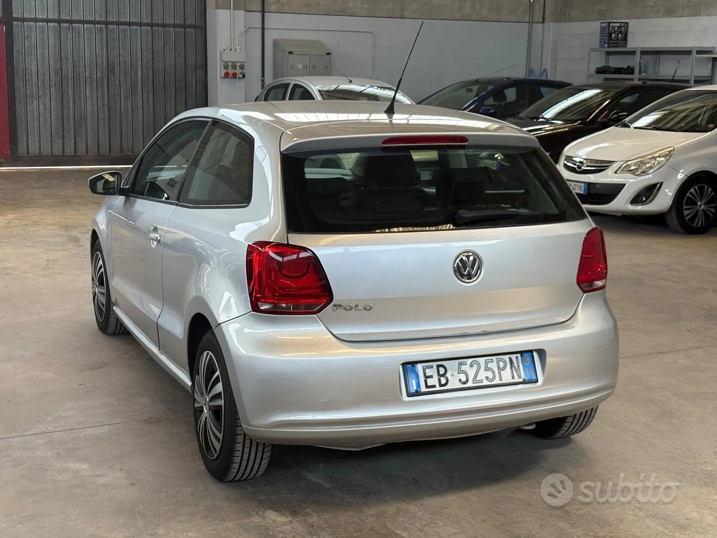 Volkswagen Polo 2010 photo 4