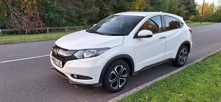 Honda Hr-V 2017 photo 2