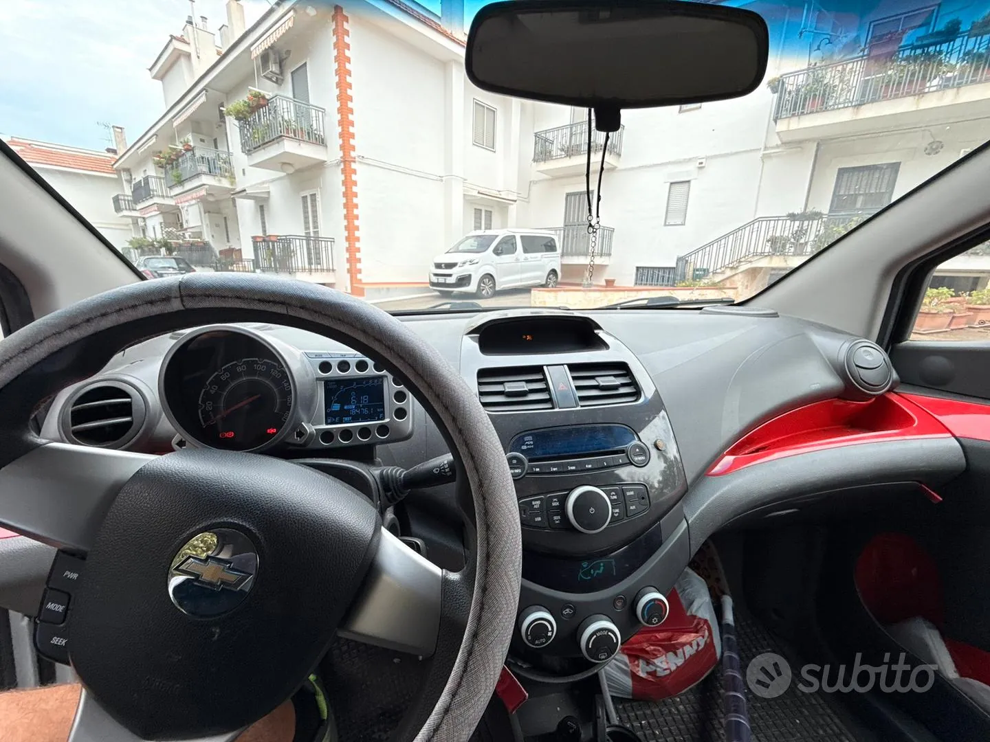 Chevrolet Spark 2010 photo 2