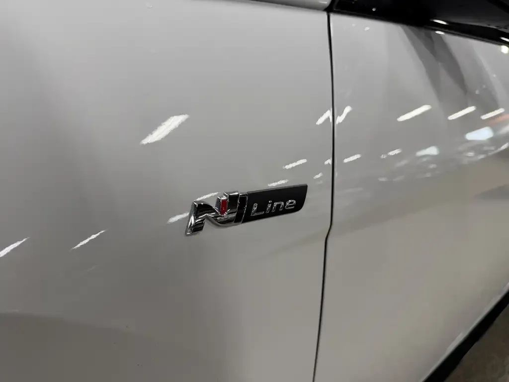 Hyundai Elantra 2022 photo 3