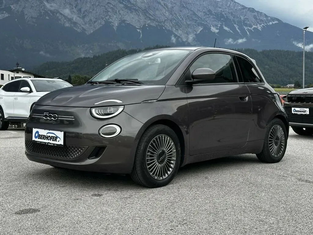 Fiat 500E 2021 photo 2