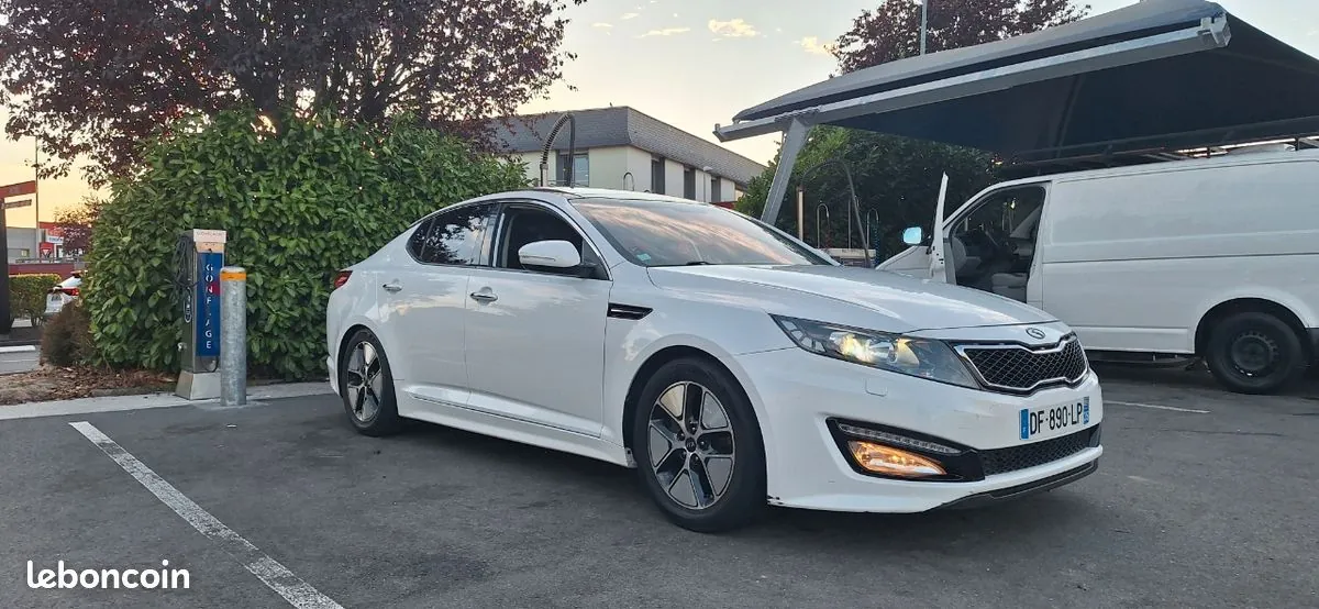 Kia Optima 2014 photo 2