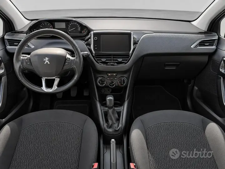 Peugeot 208 2019 photo 4