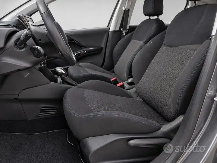 Peugeot 208 2019 photo 5