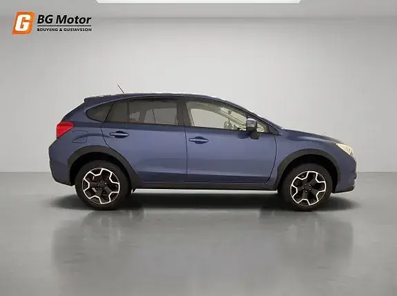 Subaru Xv 2012 photo 4