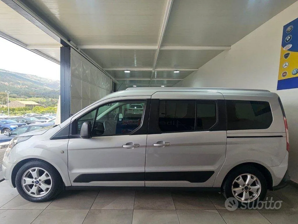 Ford Tourneo Connect 2015 photo 5