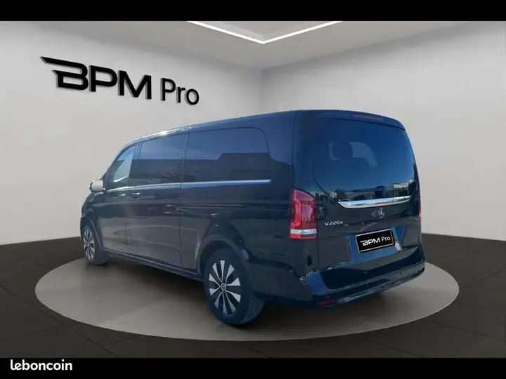 Mercedes-Benz V 2023 photo 4