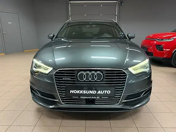 Audi A3 2016 photo 3