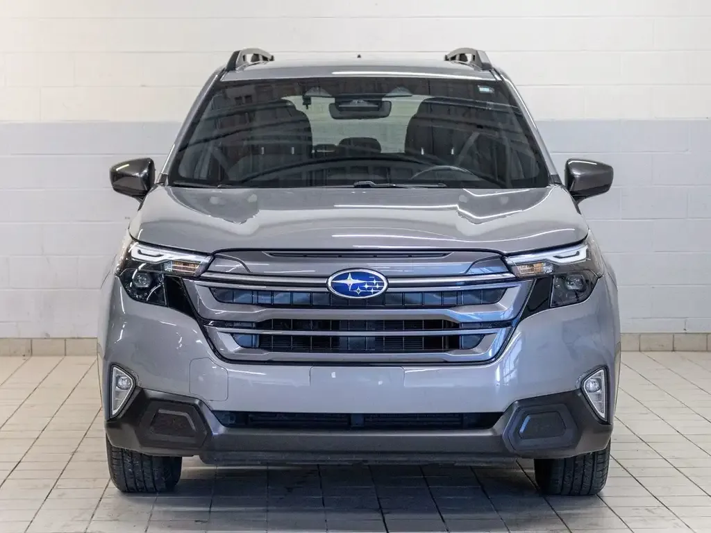 Subaru Forester 2025 photo 2
