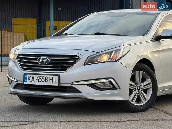 Hyundai Sonata 2015 photo 2