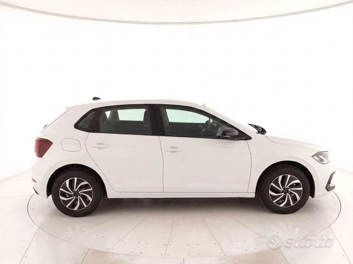 Volkswagen Polo 2022 photo 2