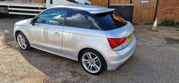 Audi A1 2013 photo 2