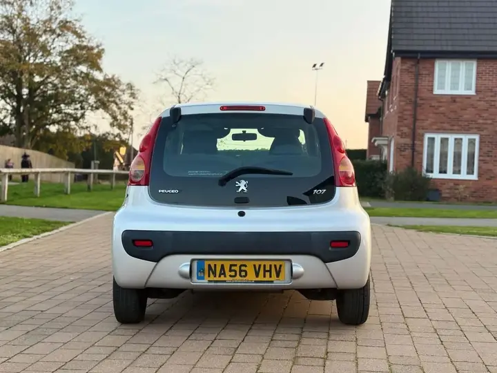 Peugeot 107 2006 photo 5