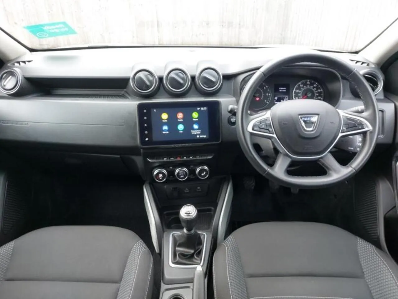 Dacia Duster 2022 photo 3