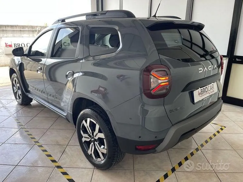 Dacia Duster 2023 photo 4