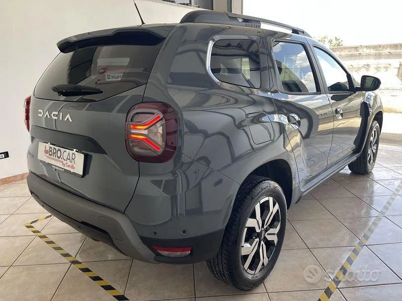 Dacia Duster 2023 photo 3